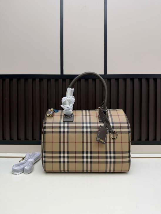 Picture of Burberry Handbags _SKUfw229782309fw